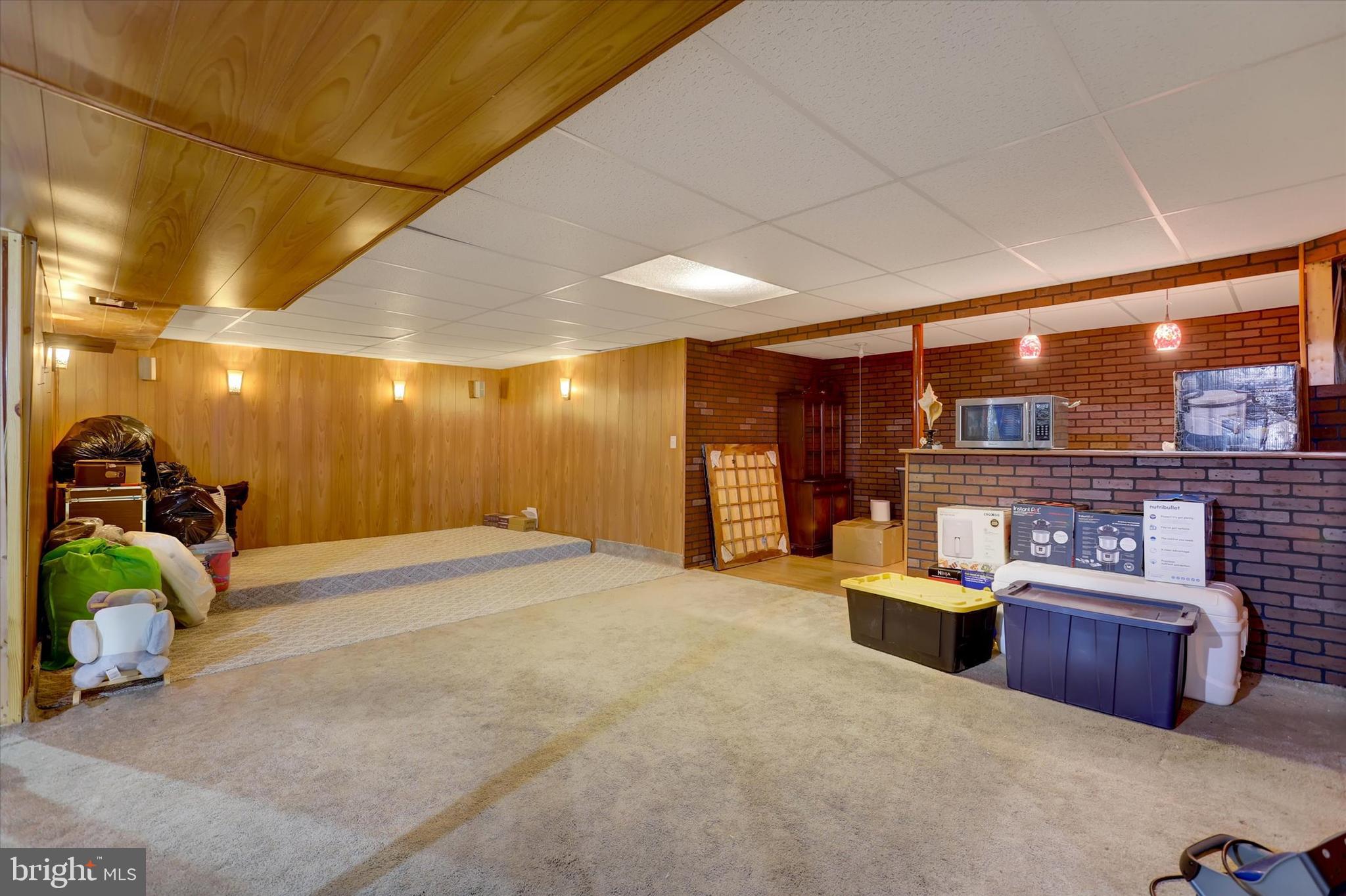 232 Charleston Drive