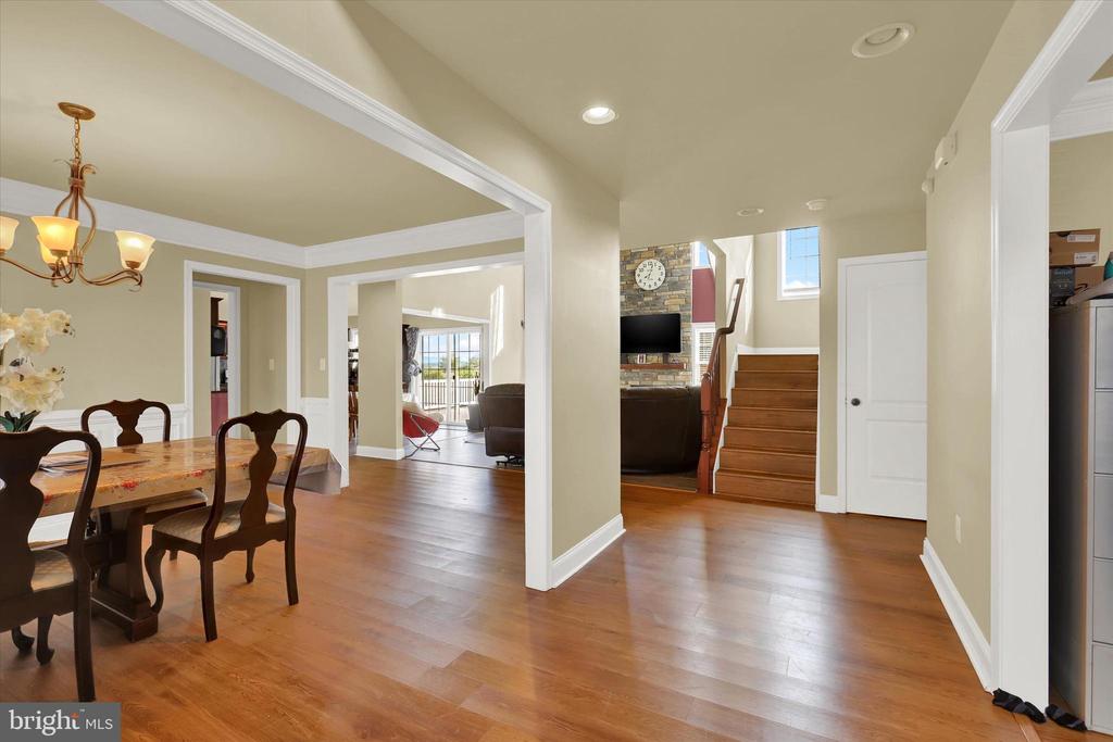 232 Charleston Drive