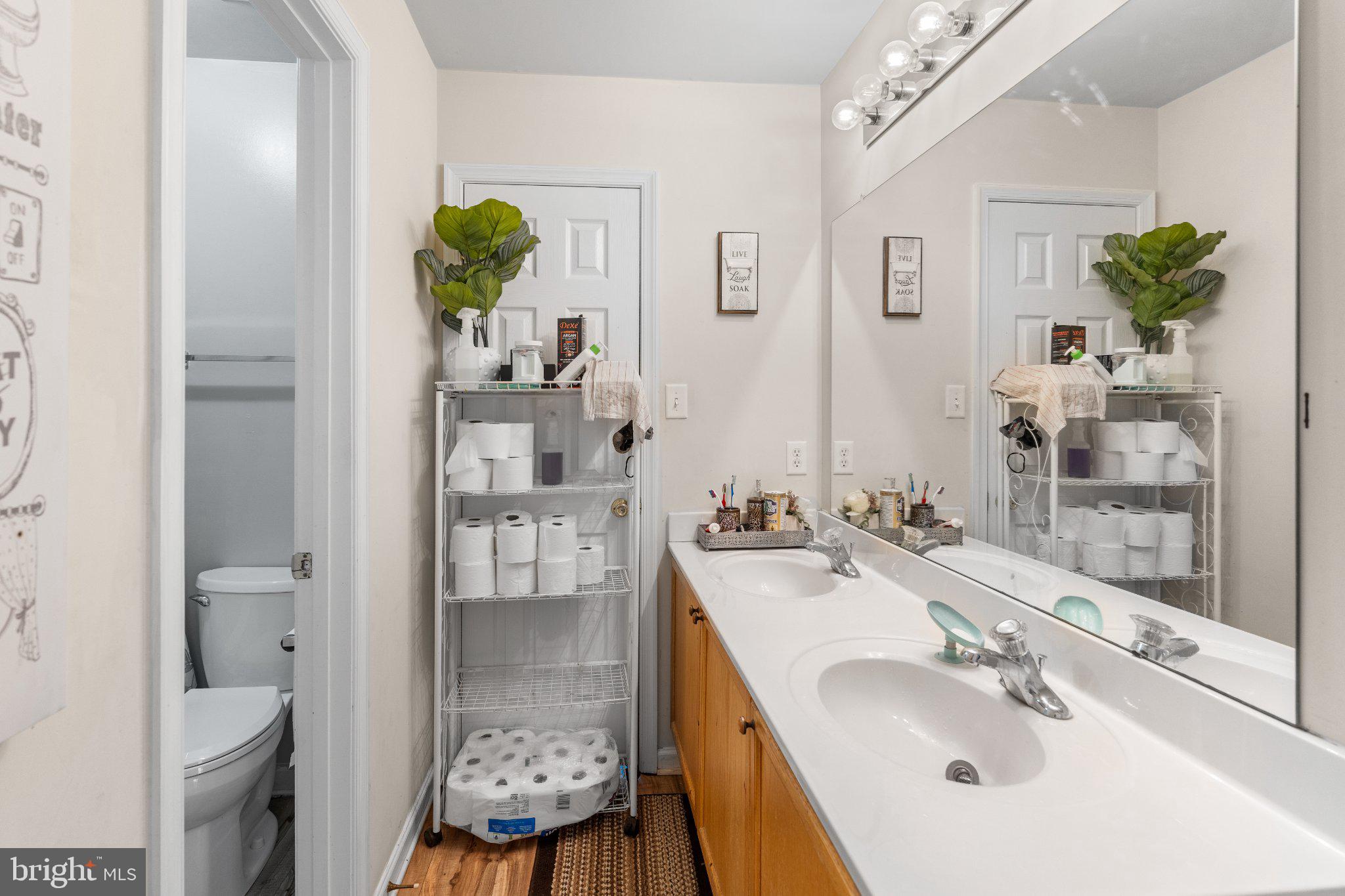 2960 2960 CONSTELLATION DR