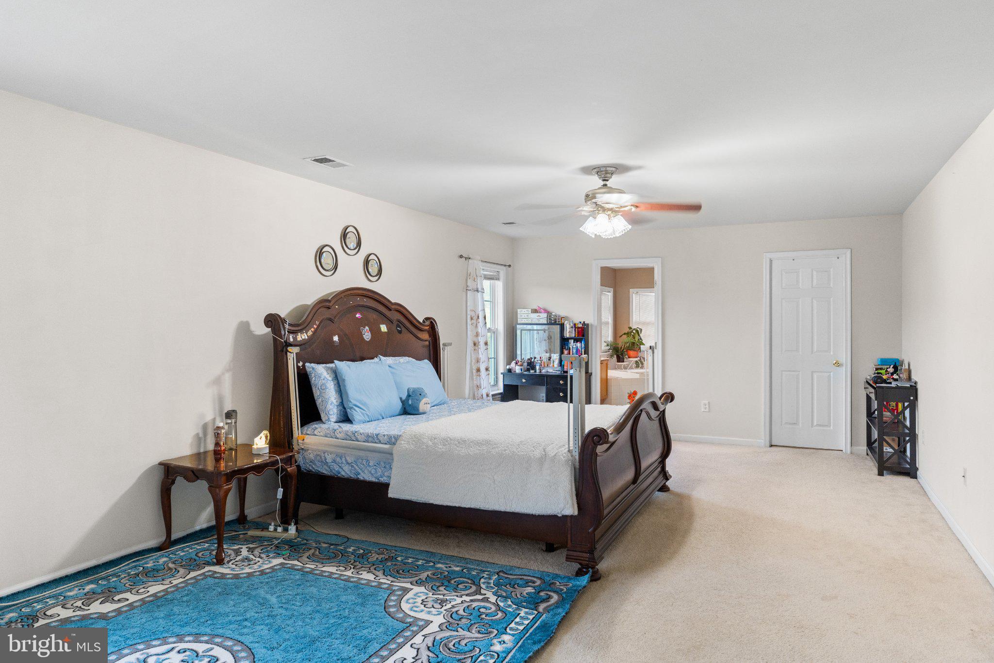 2960 2960 CONSTELLATION DR