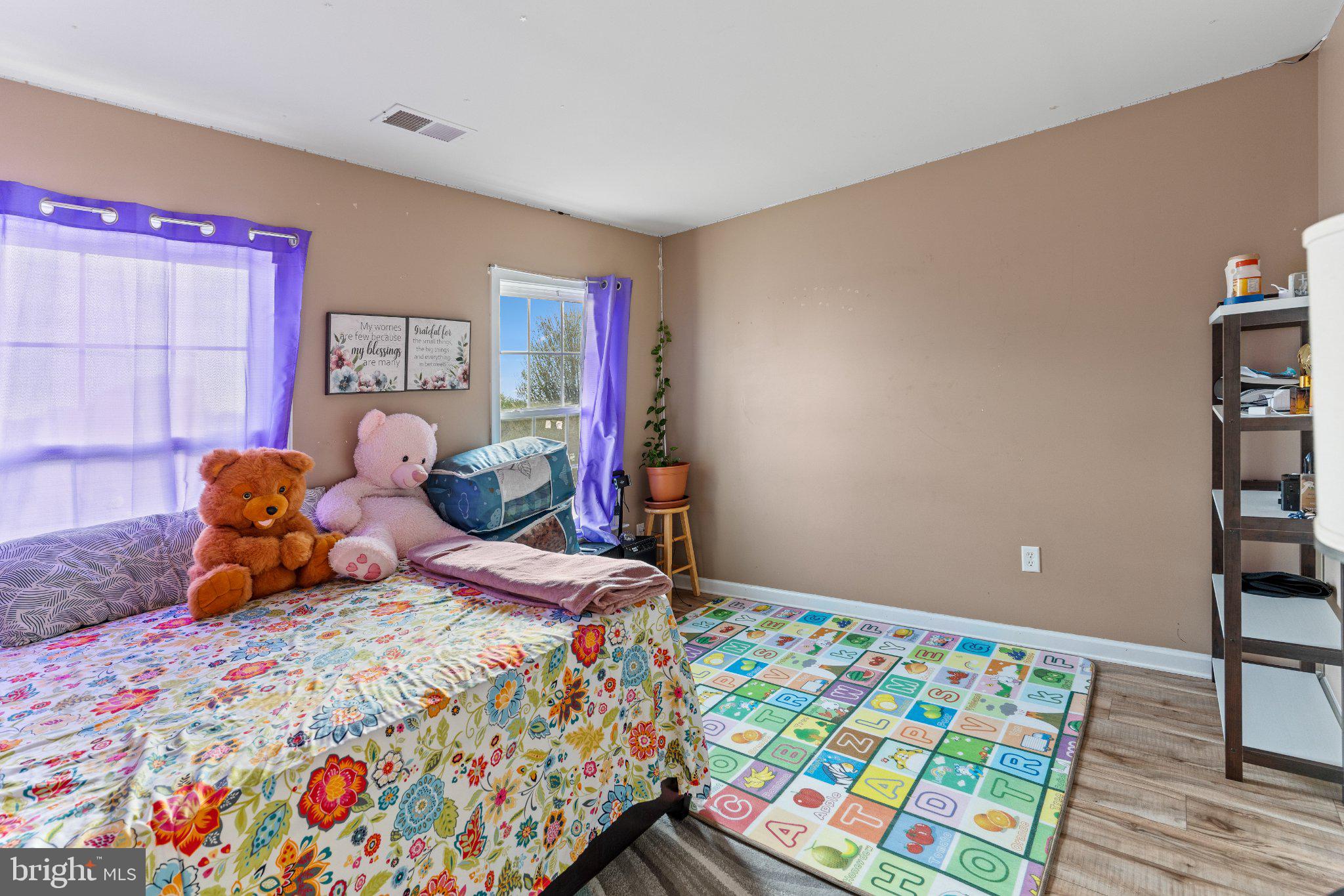 2960 2960 CONSTELLATION DR