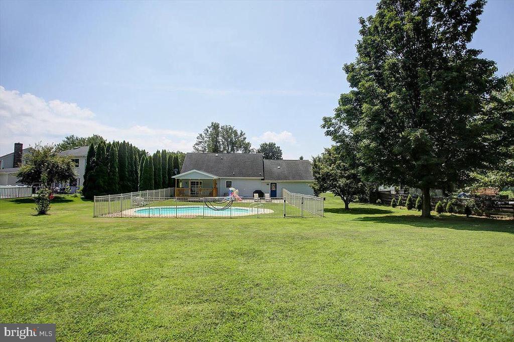 768 FRANKLIN SQUARE DRIVE