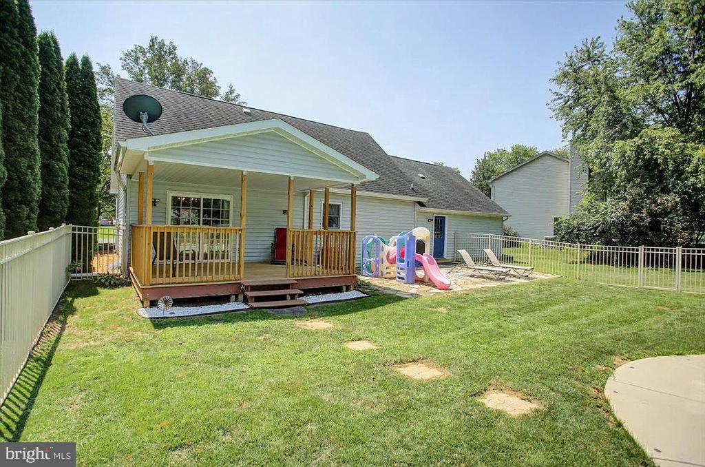 768 FRANKLIN SQUARE DRIVE
