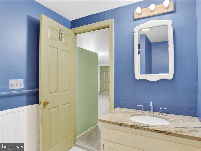 2675 HEMLOCK DRIVE