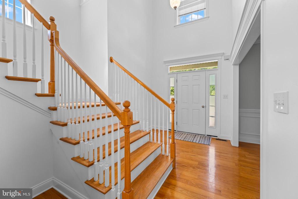 271 SQUIRE LANE
