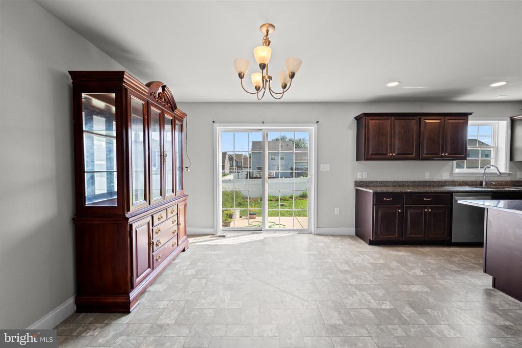 816 WESTBROOKE DRIVE
