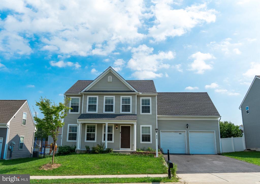 816 WESTBROOKE DRIVE