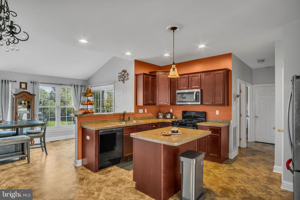 470 SWEETWATER DR L-0120