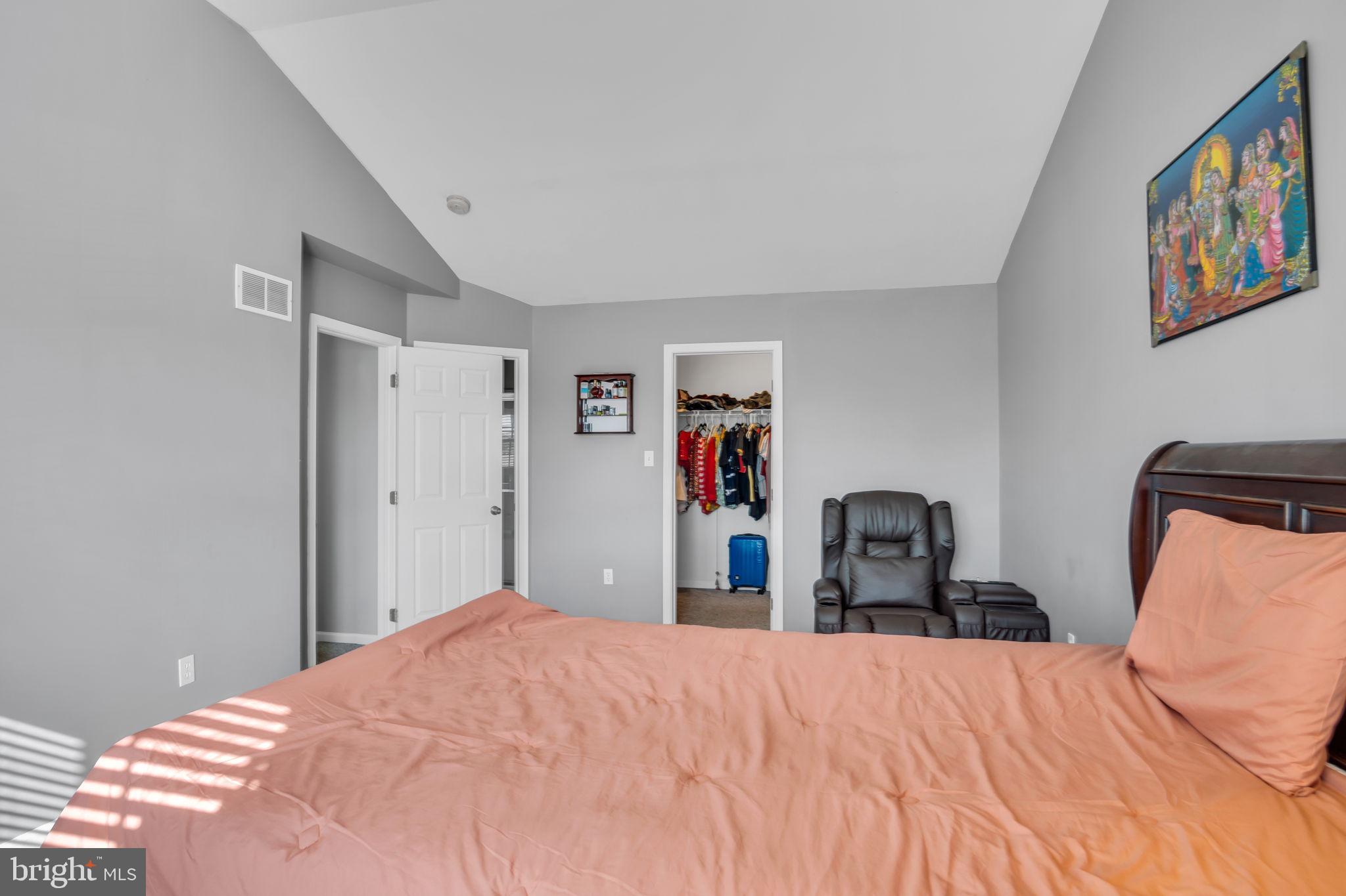 470 SWEETWATER DR L-0120