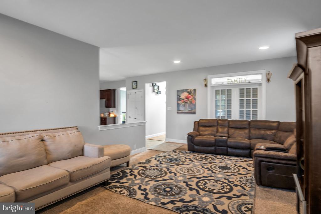 470 SWEETWATER DR L-0120