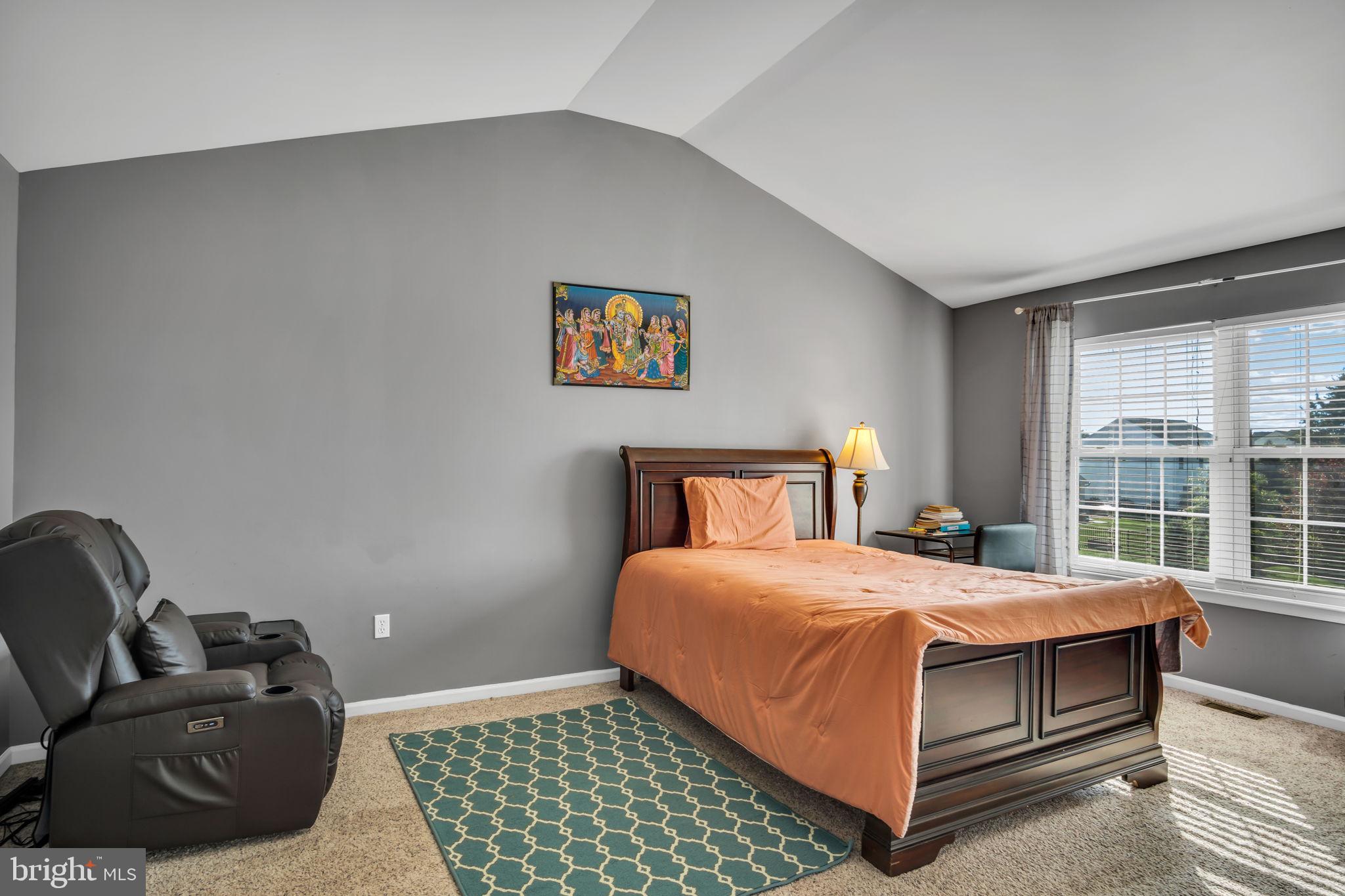 470 SWEETWATER DR L-0120