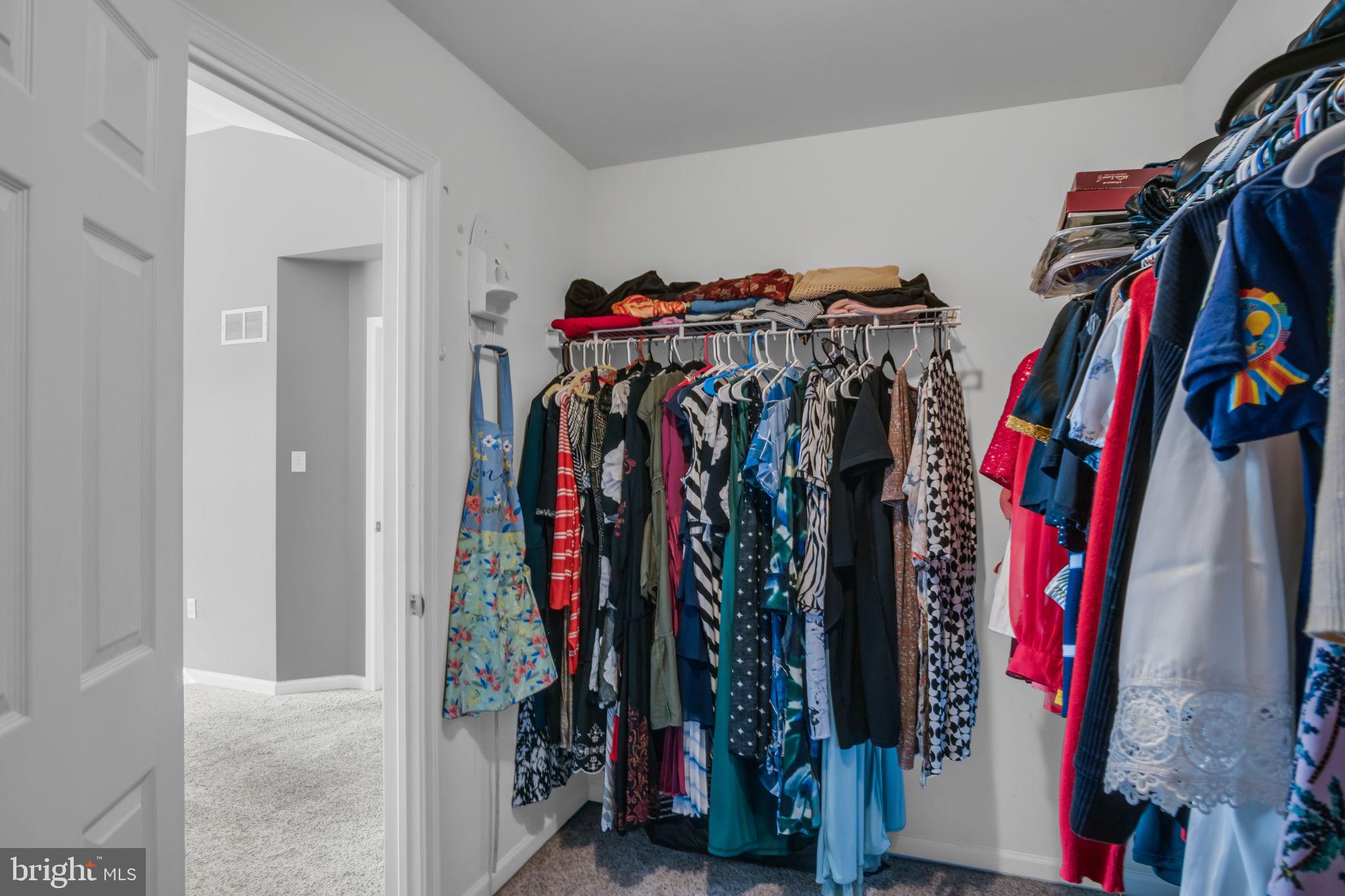 470 SWEETWATER DR L-0120