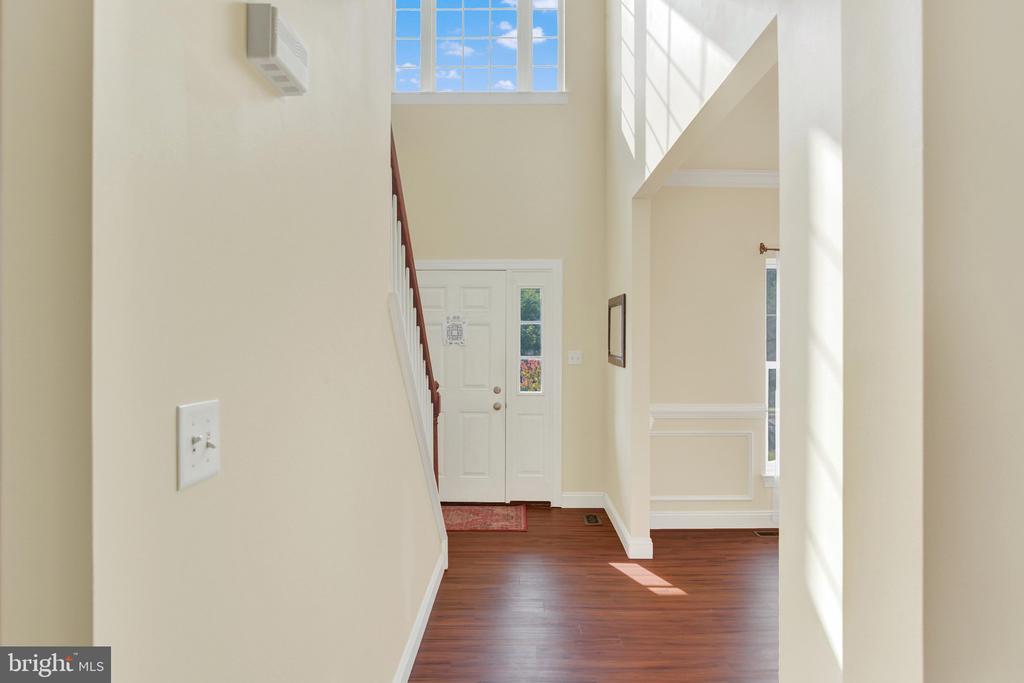 14 SWEETBRIAR LN L-0010