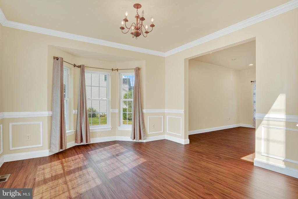 14 SWEETBRIAR LN L-0010