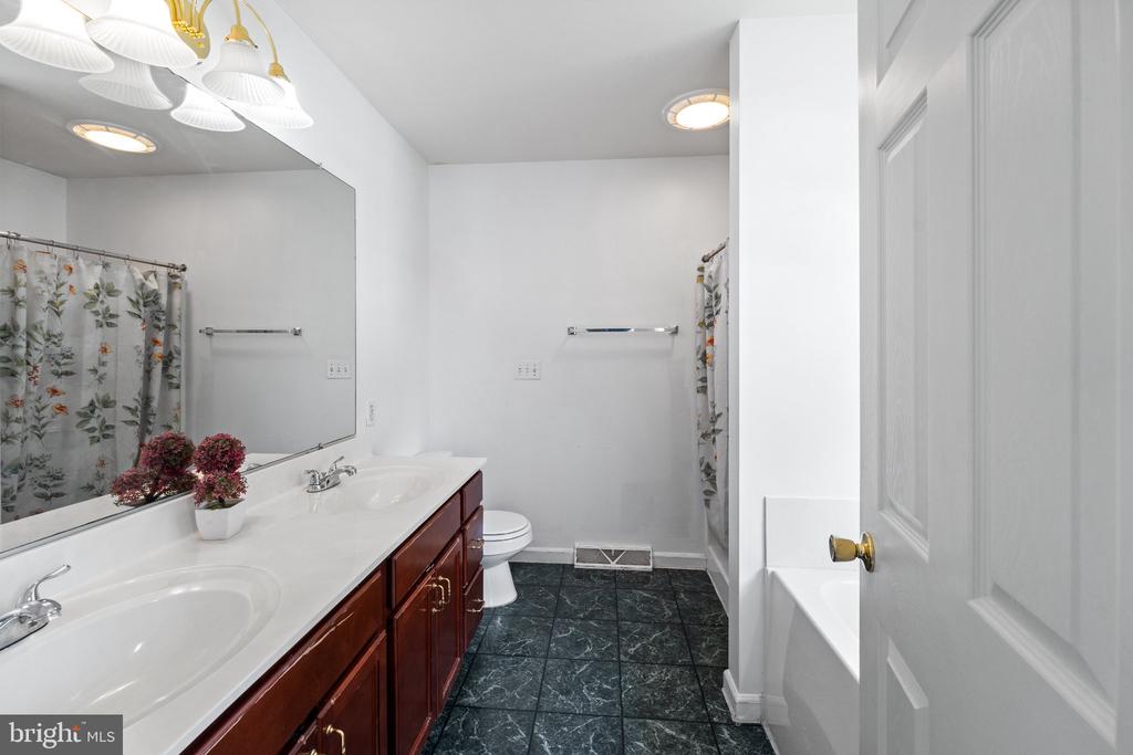 336 SPRINGBROOK DRIVE