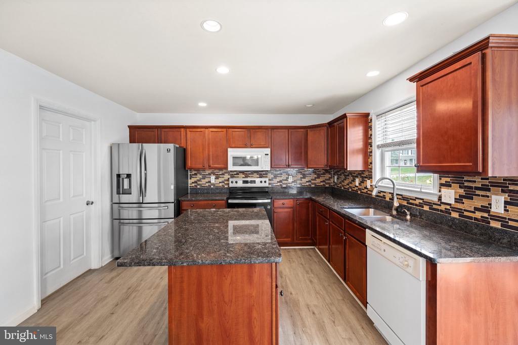 336 SPRINGBROOK DRIVE