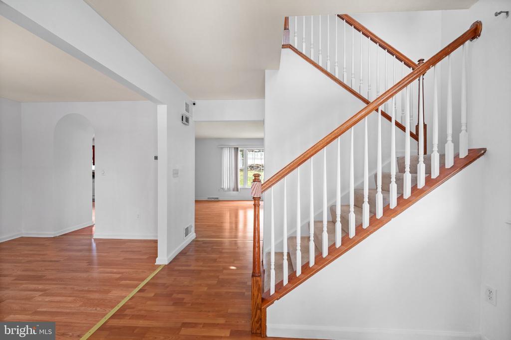 336 SPRINGBROOK DRIVE