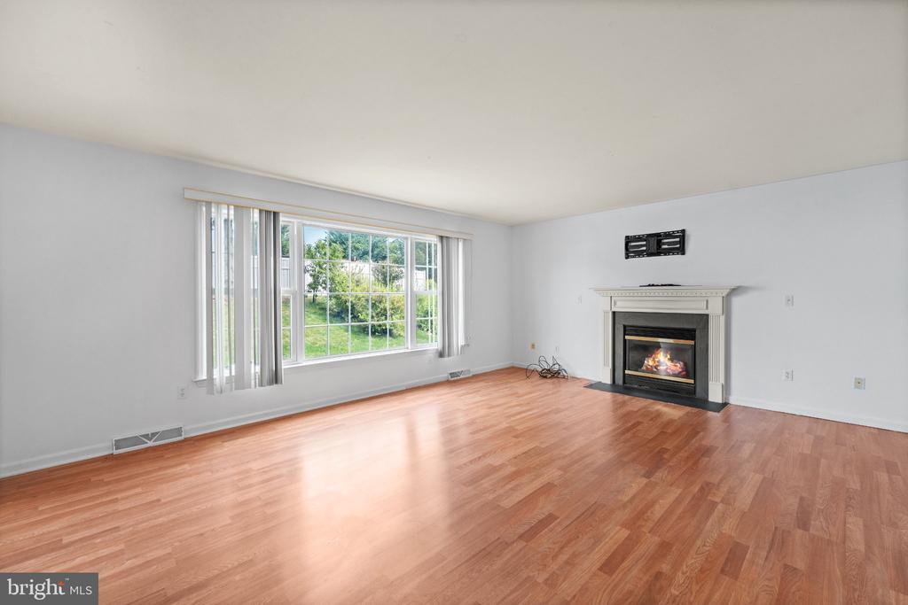 336 SPRINGBROOK DRIVE
