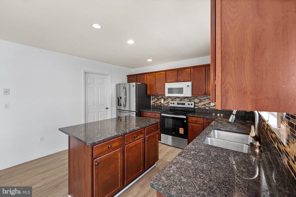 336 SPRINGBROOK DRIVE