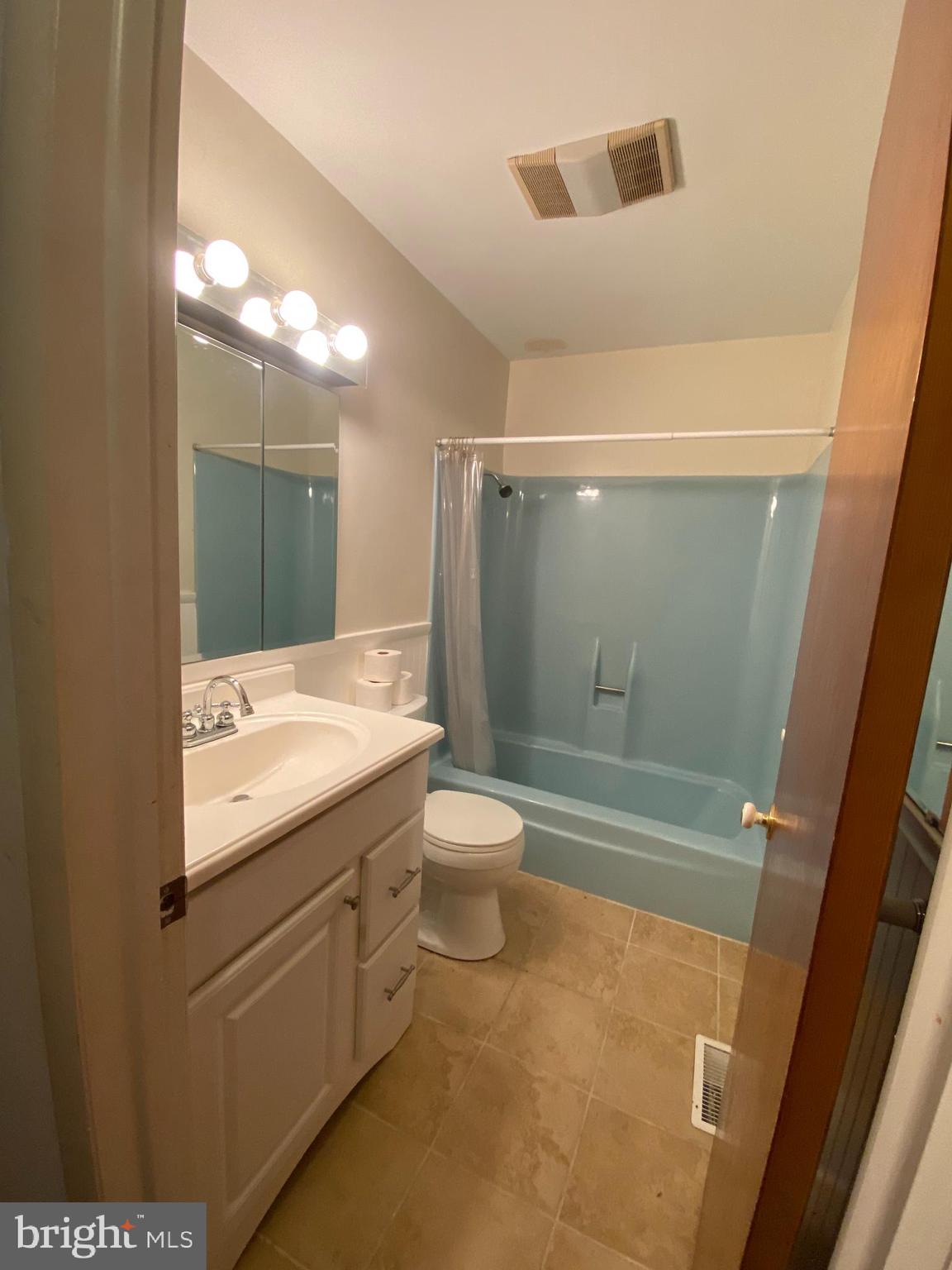 35 Susquenita Hill Rd