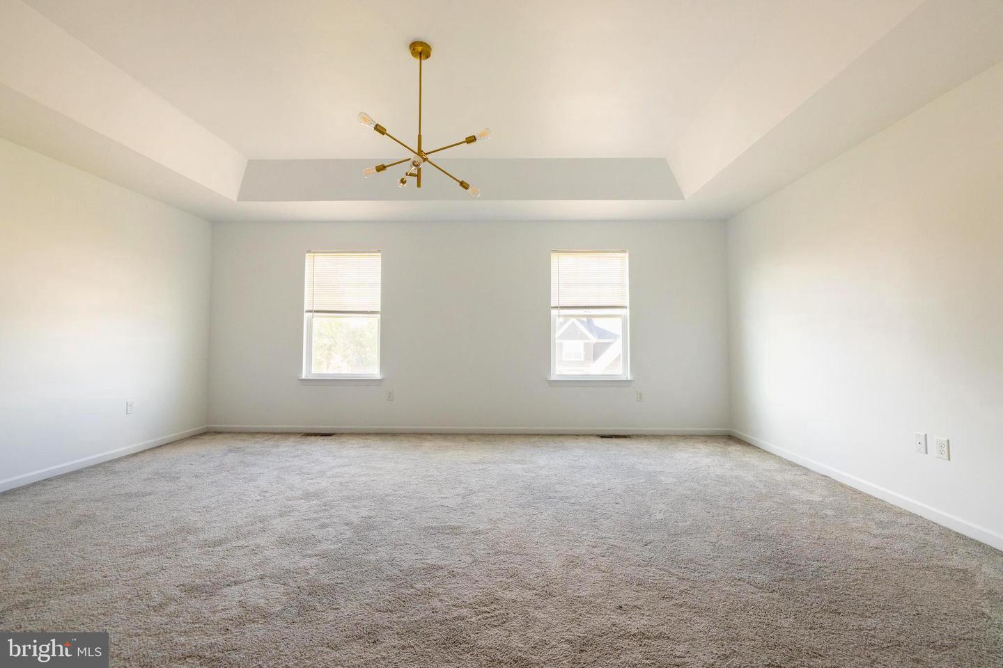 200 Rockville Blvd