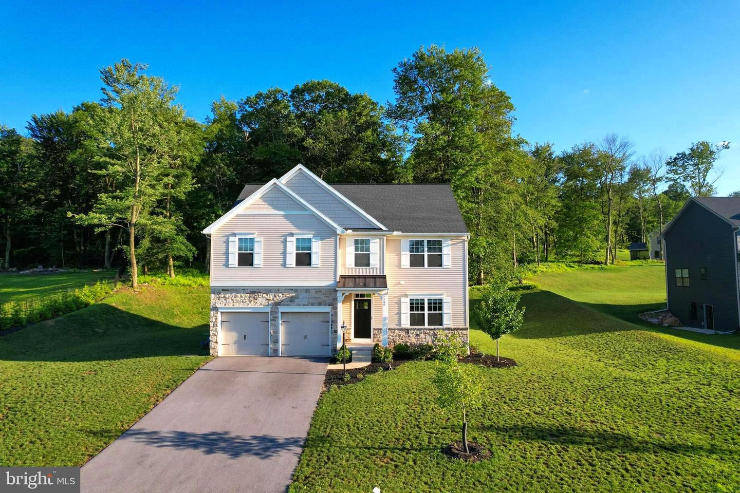 200 Rockville Blvd