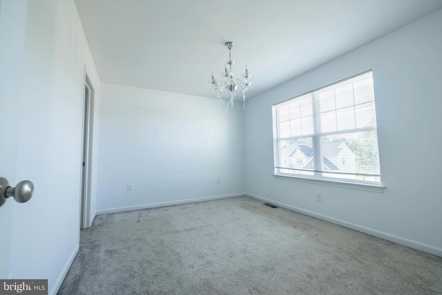 200 Rockville Blvd