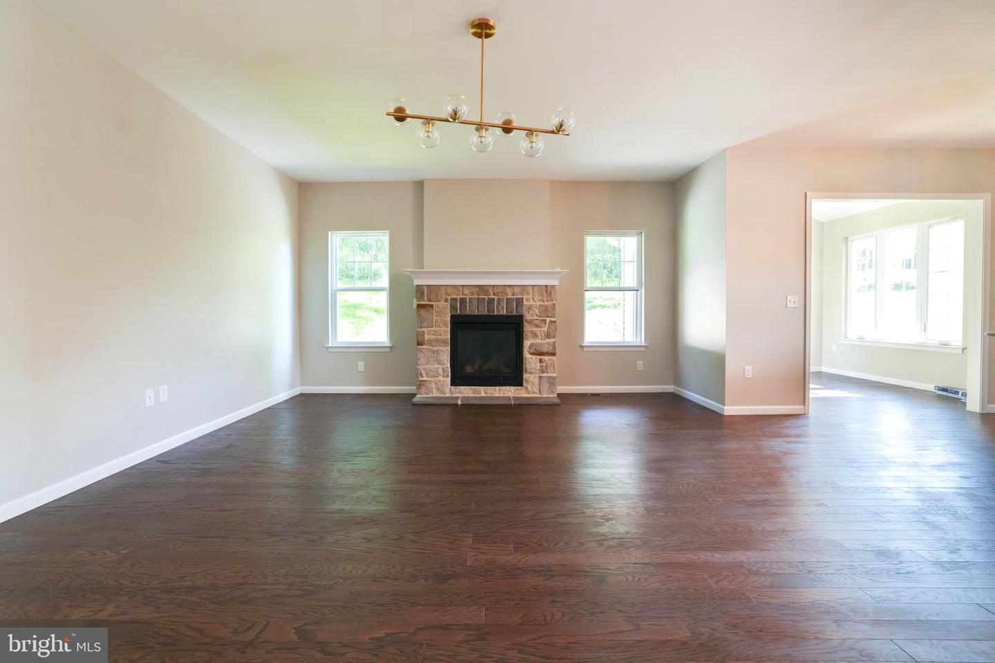 200 Rockville Blvd