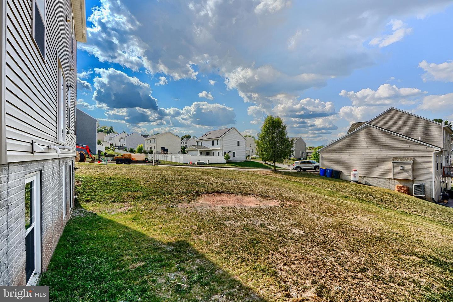 55 Madison Dr
