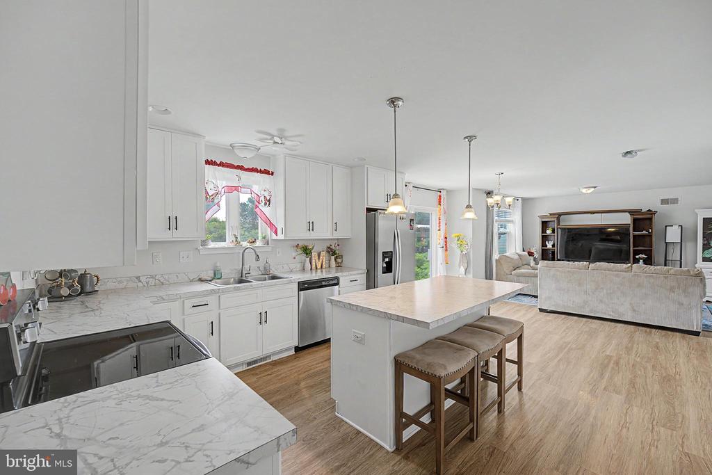252 VALLEY VIEW CIRCLE