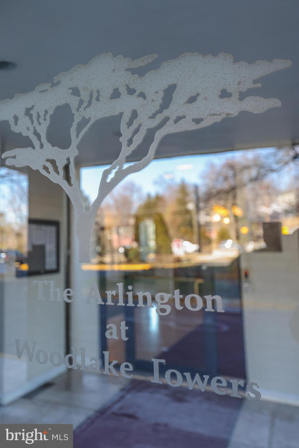 6001 Arlington Blvd #605