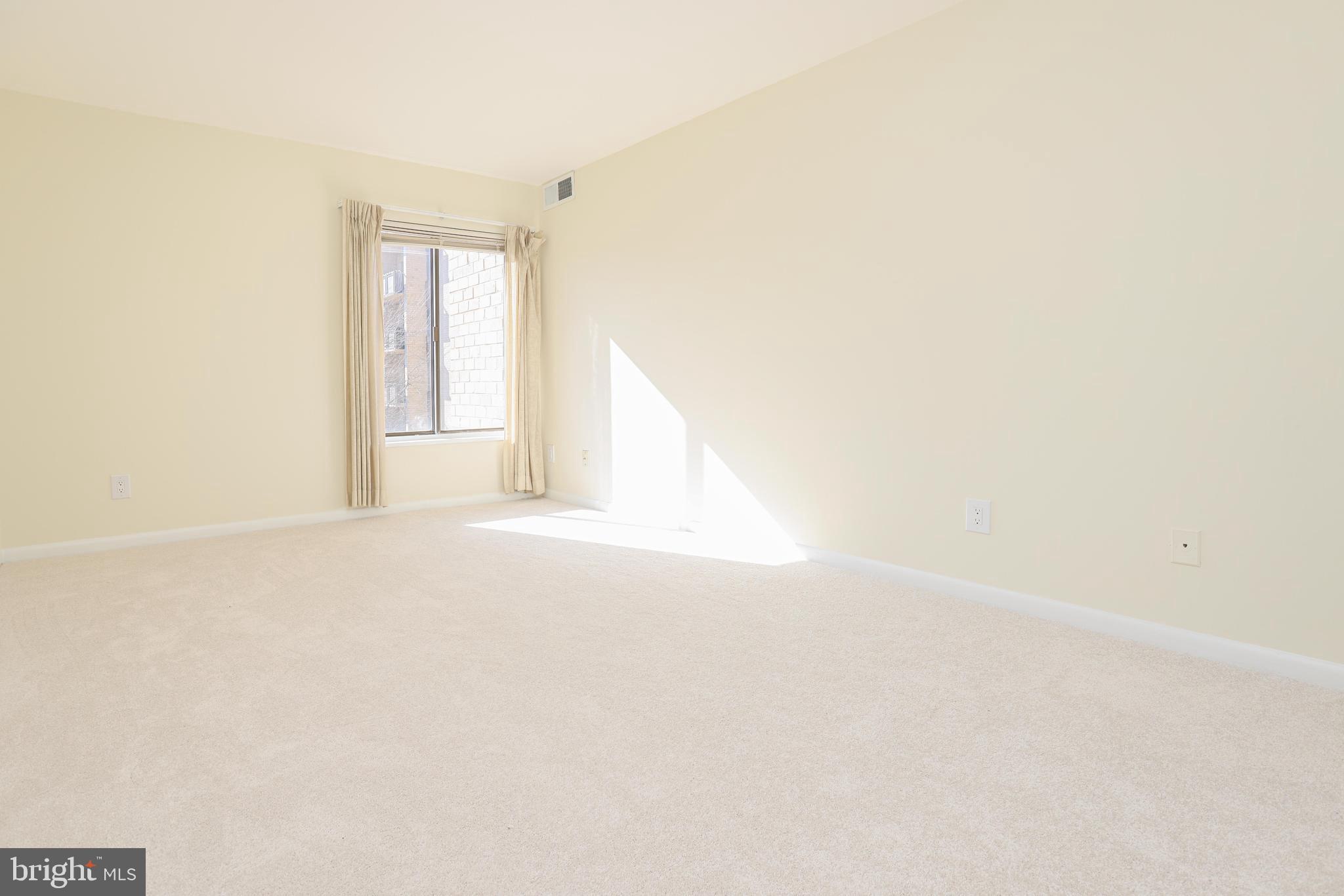 6001 Arlington Blvd #605