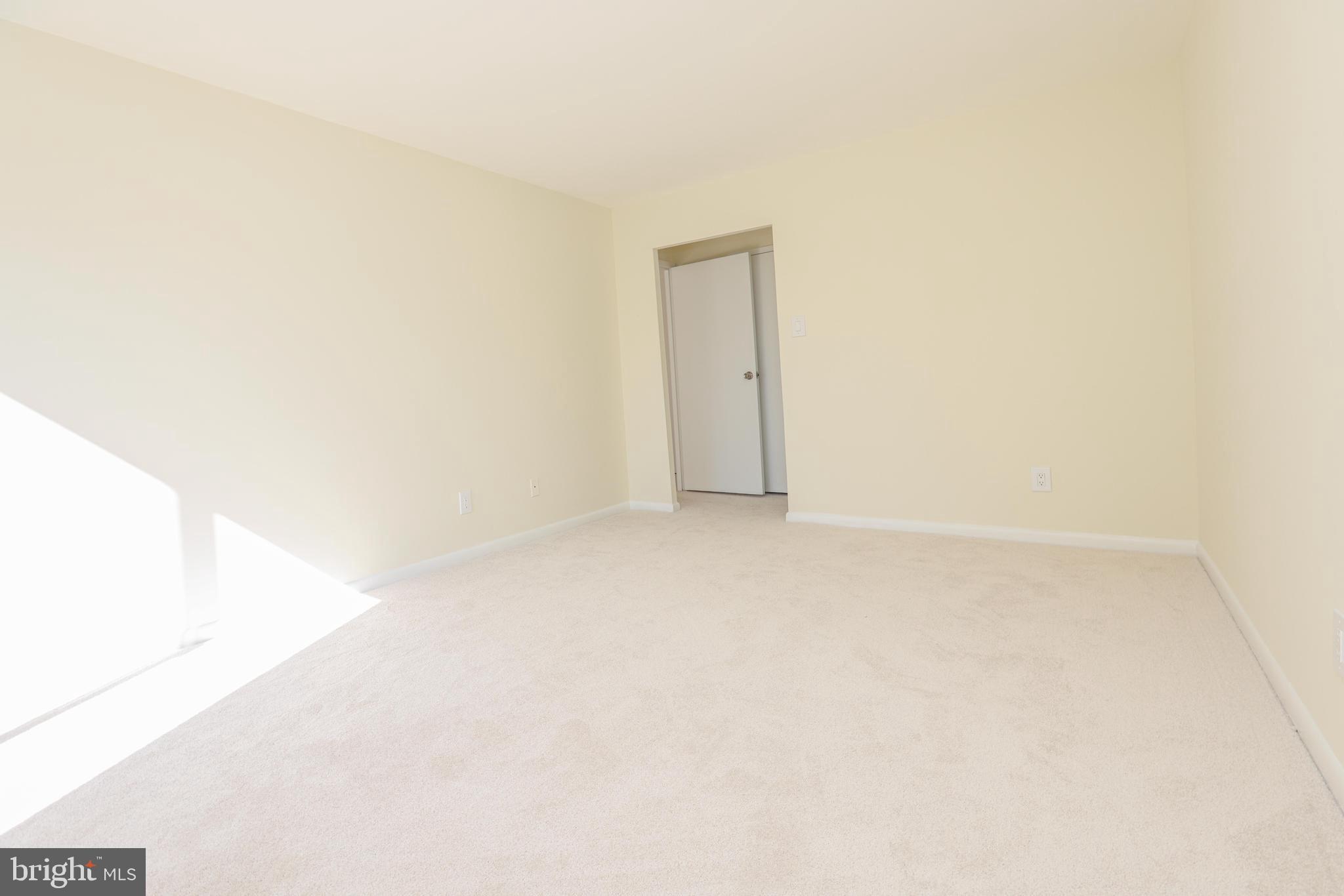 6001 Arlington Blvd #605