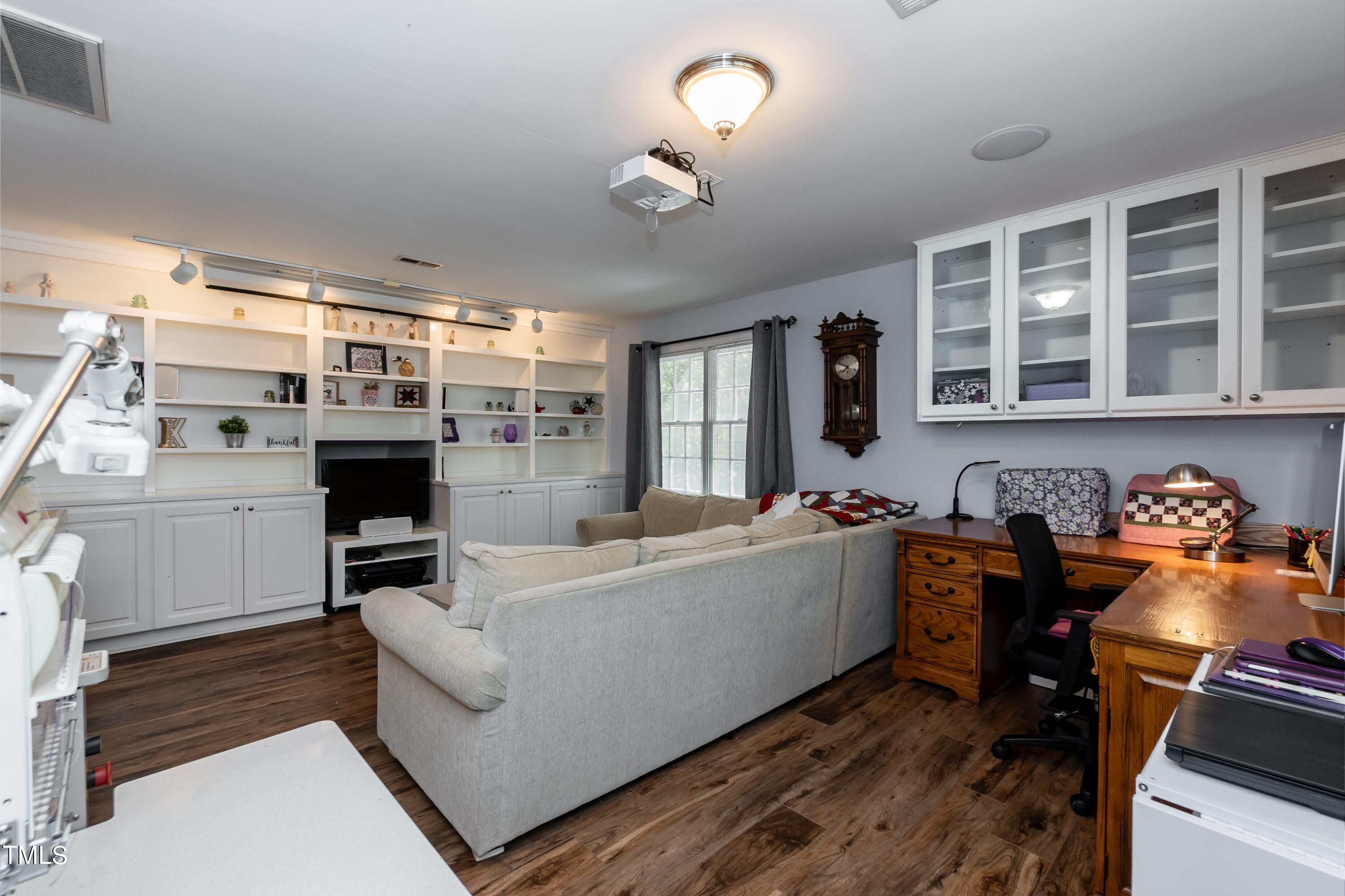 4112 Ridgebrook Bluffs Drive