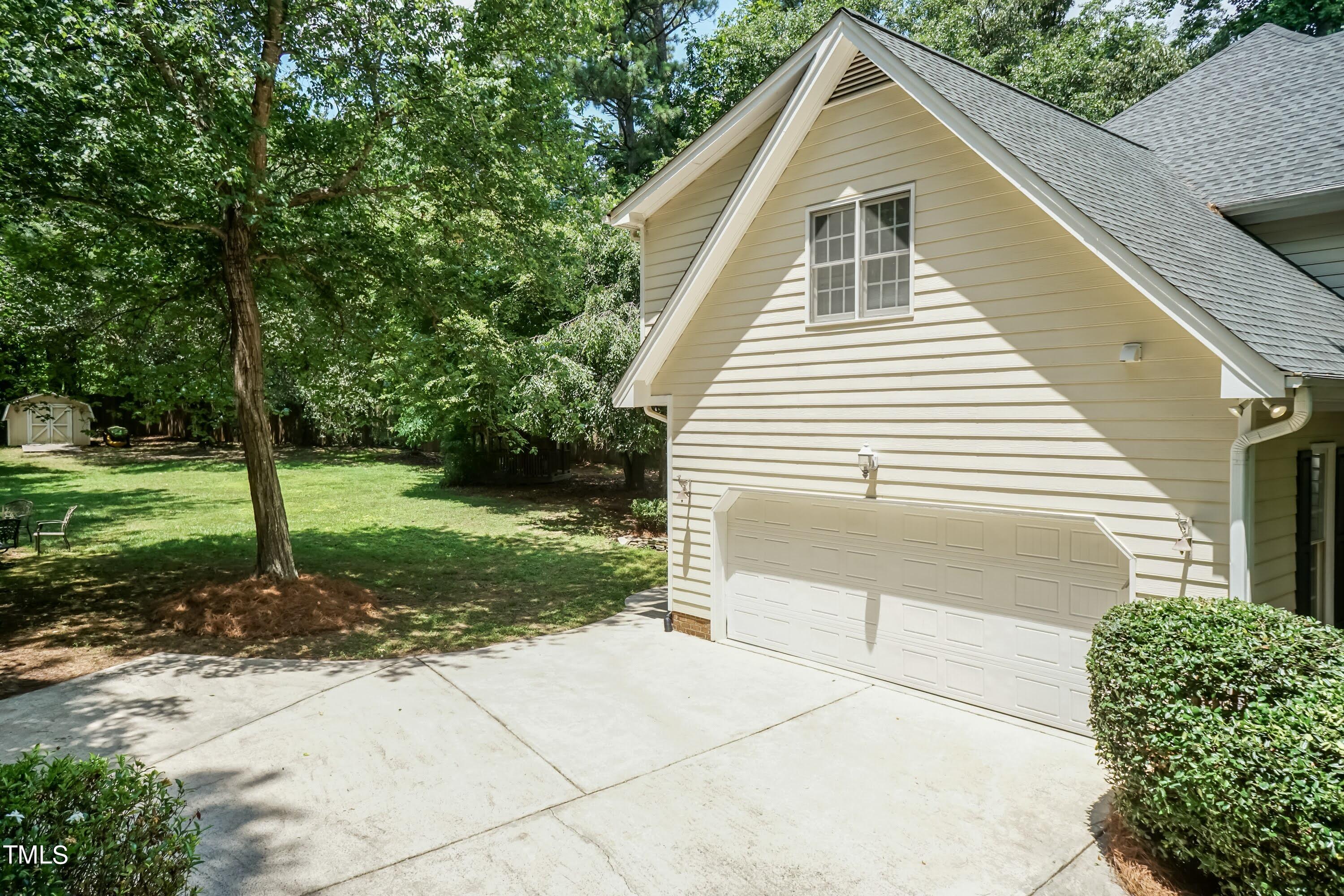 4112 Ridgebrook Bluffs Drive