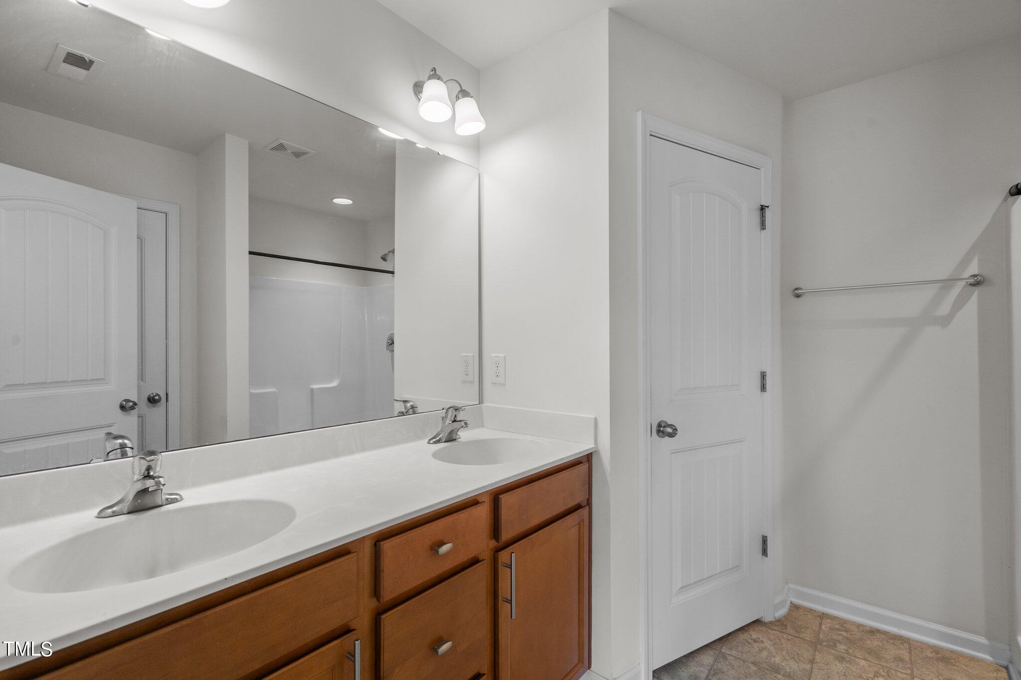 2904 Benevolence Drive