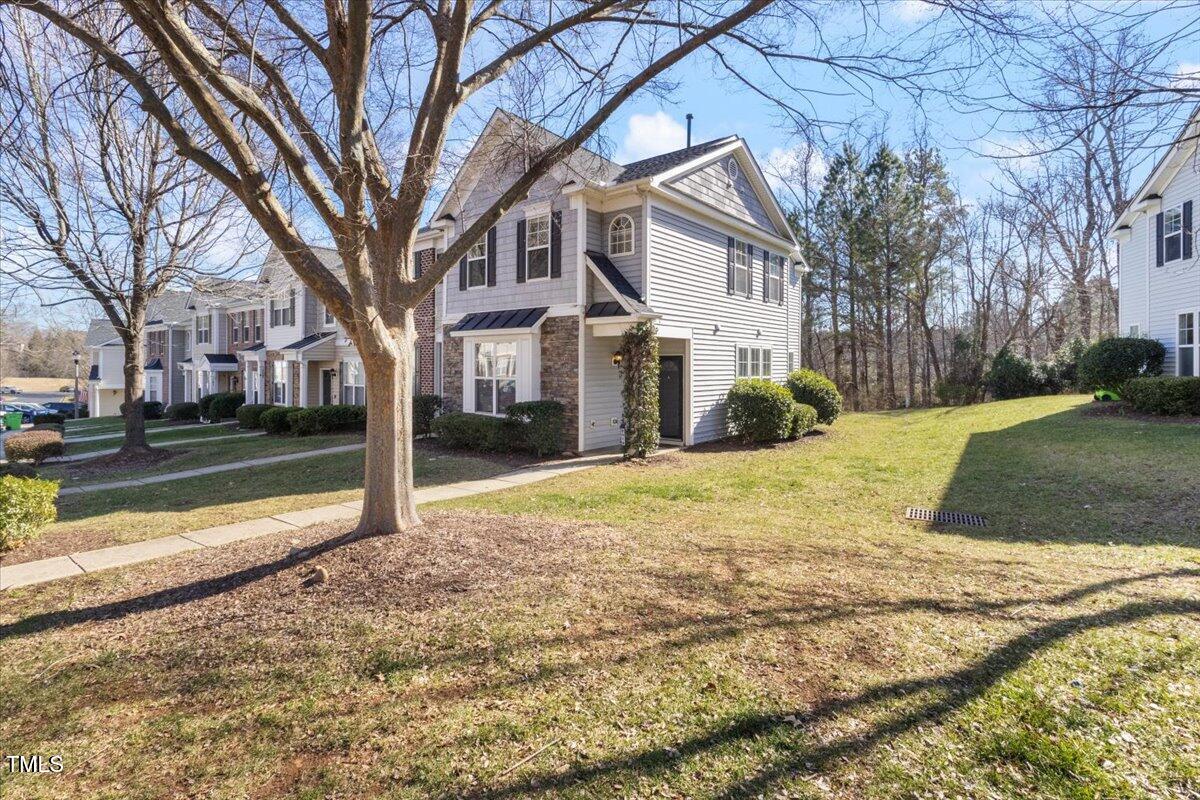 8916 Camden Park Drive