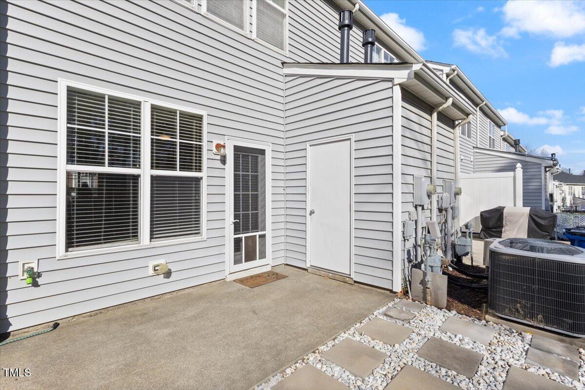 8916 Camden Park Drive