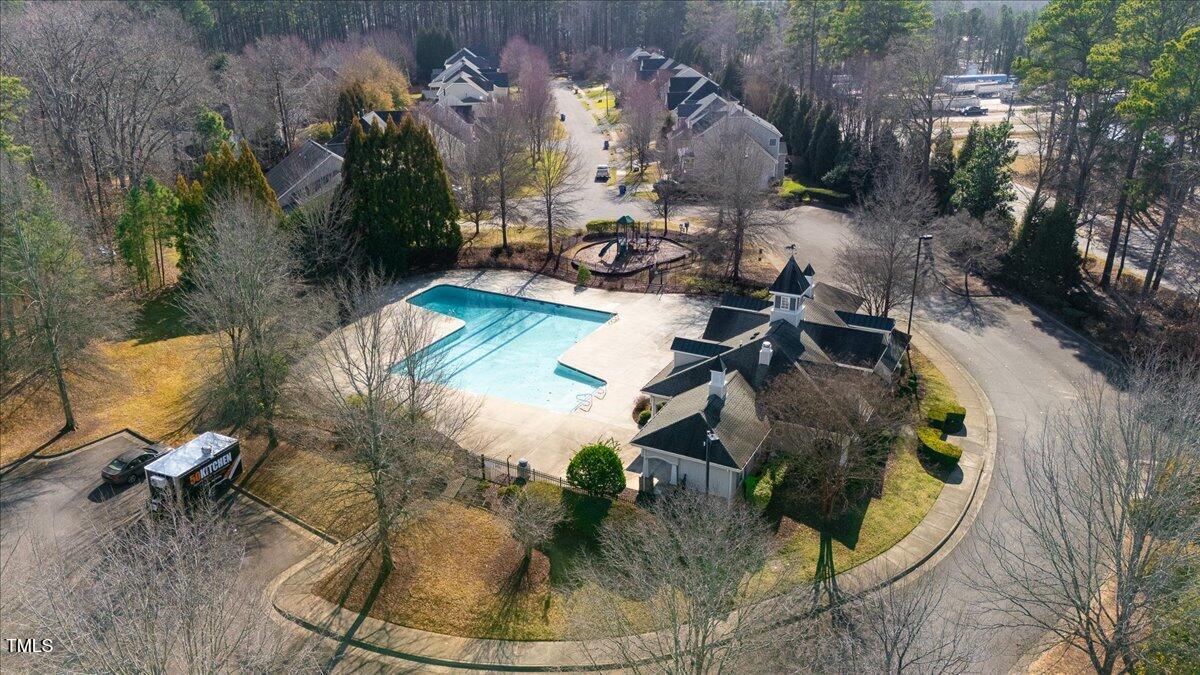 8916 Camden Park Drive