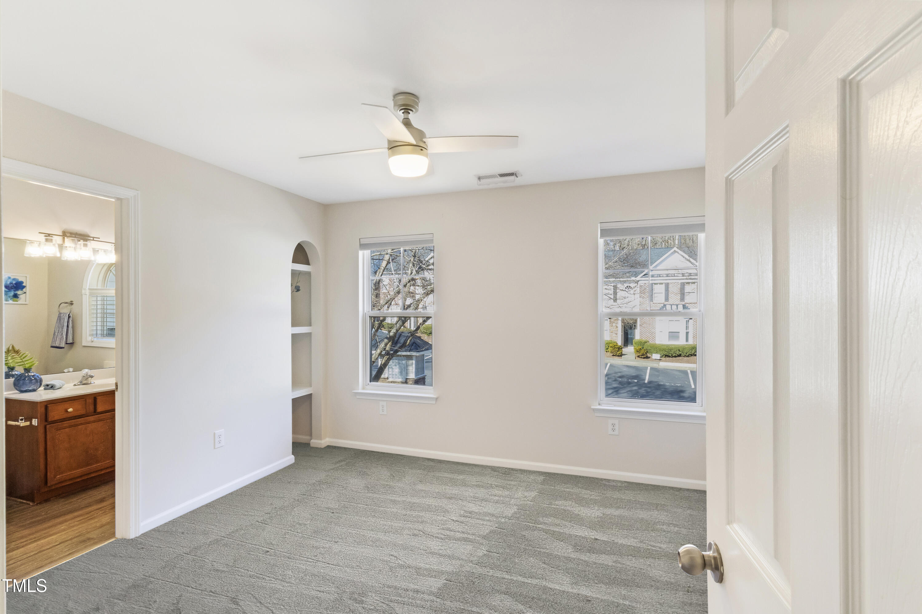 8916 Camden Park Drive