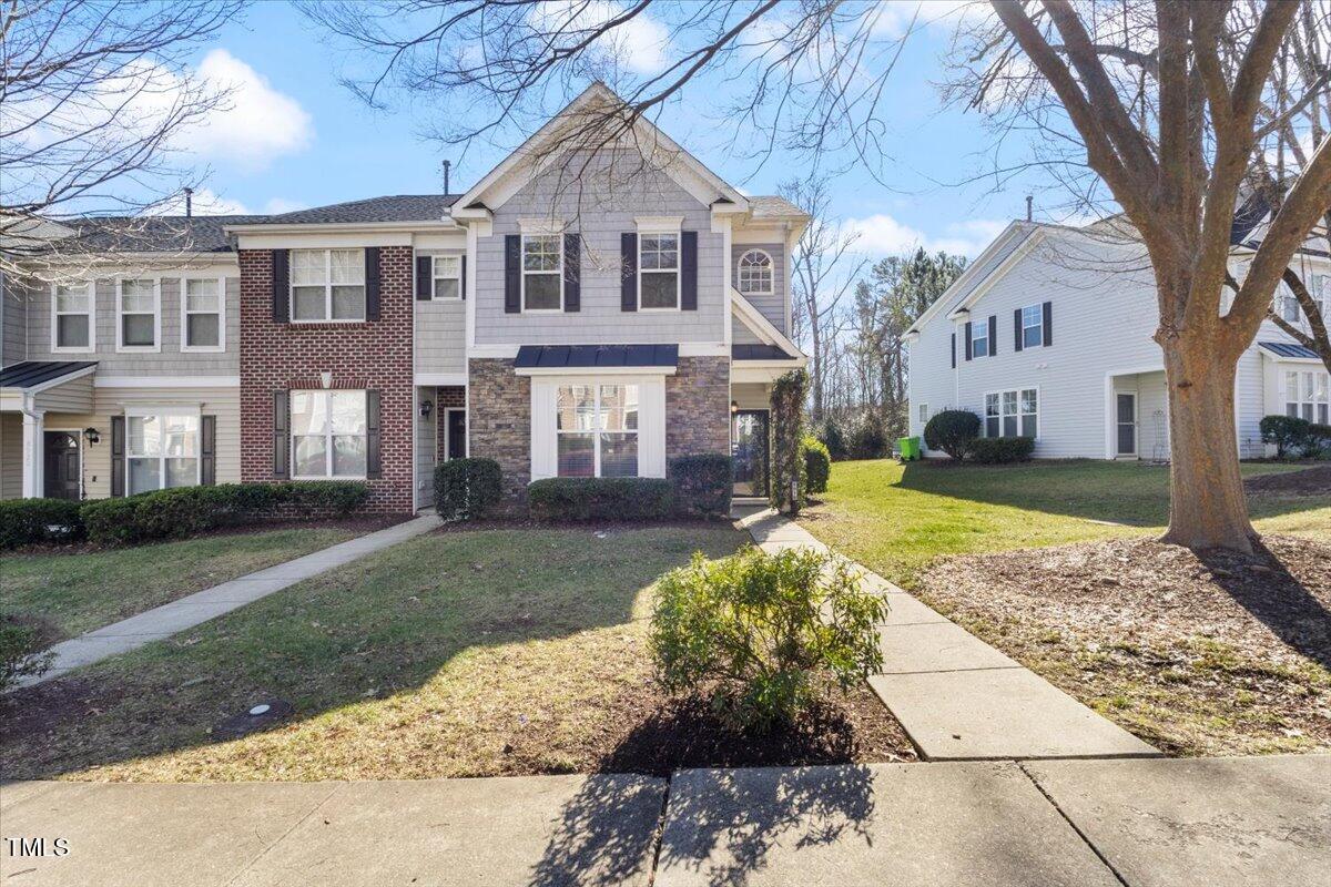 8916 Camden Park Drive