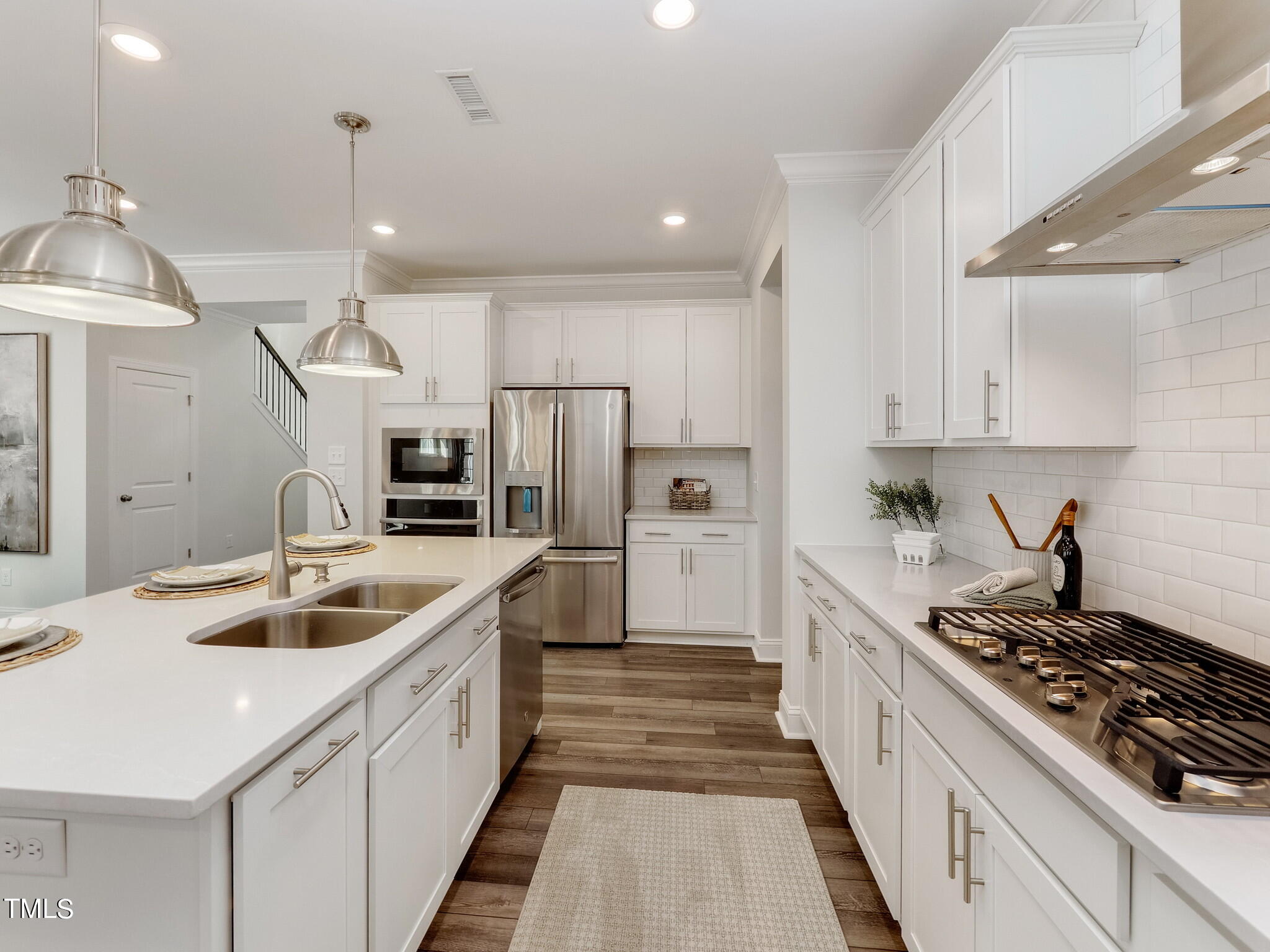 1228 Coral Cay Bend