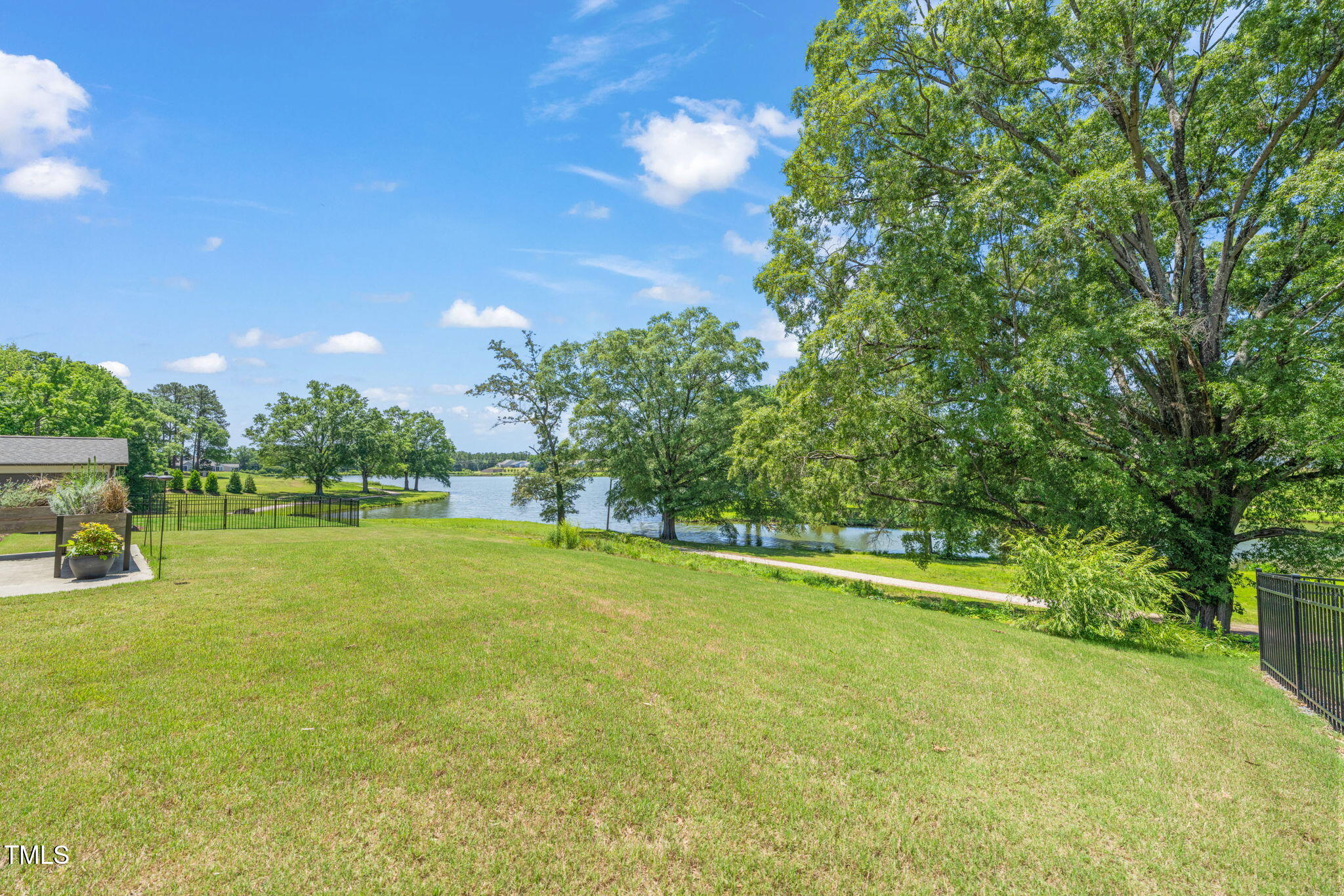 2404 Azalea Drive