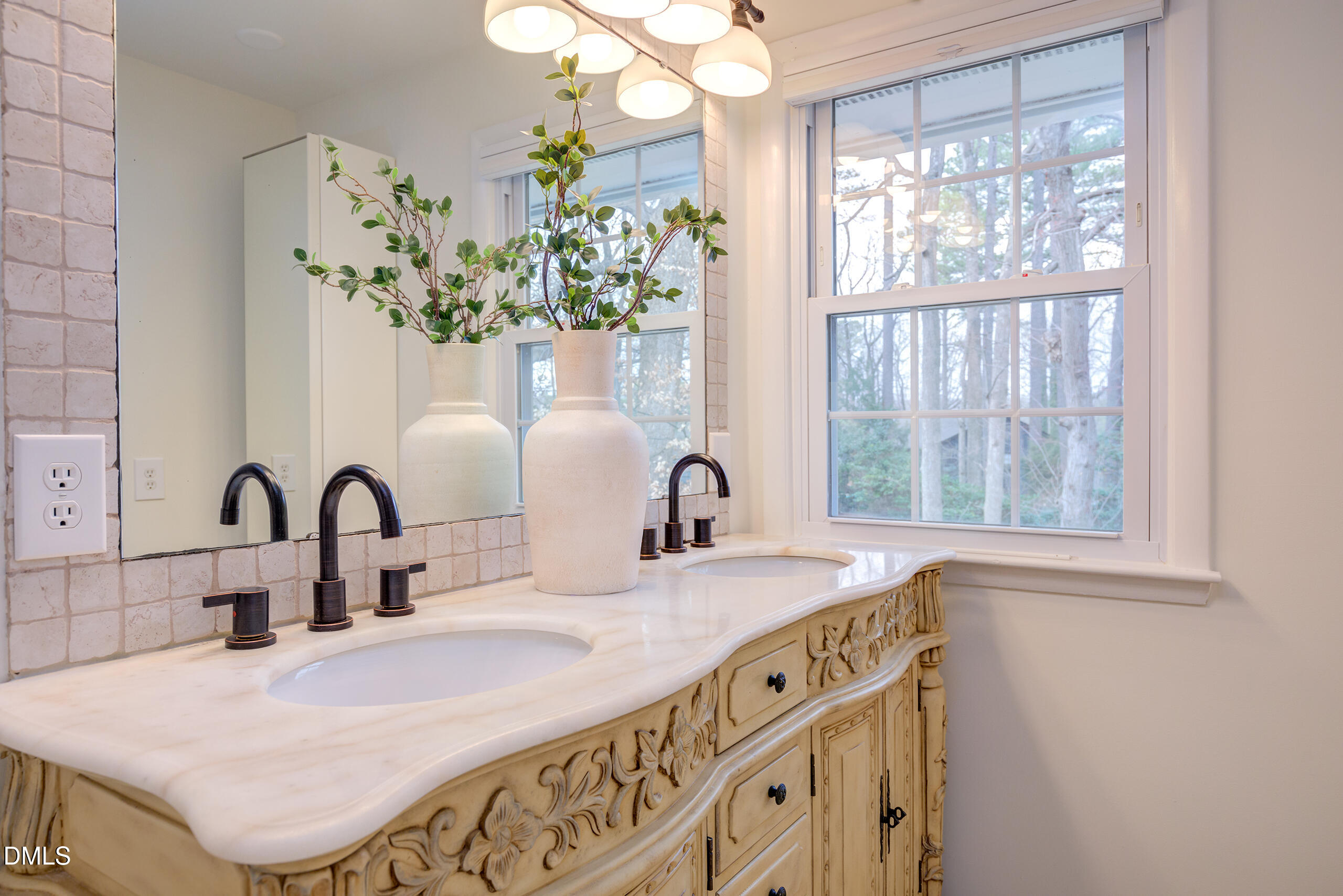 5405 North Hills Drive