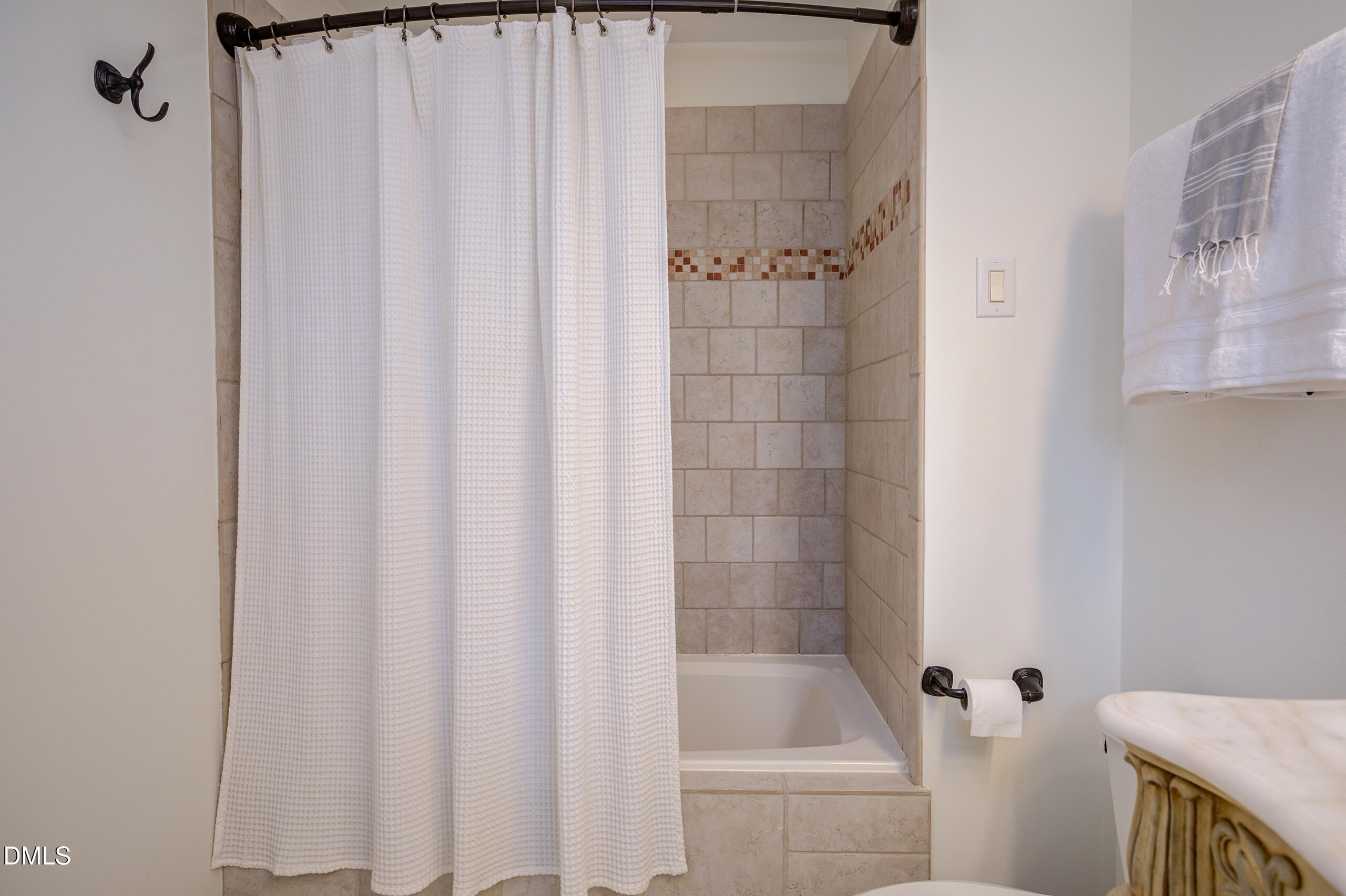 5405 North Hills Drive