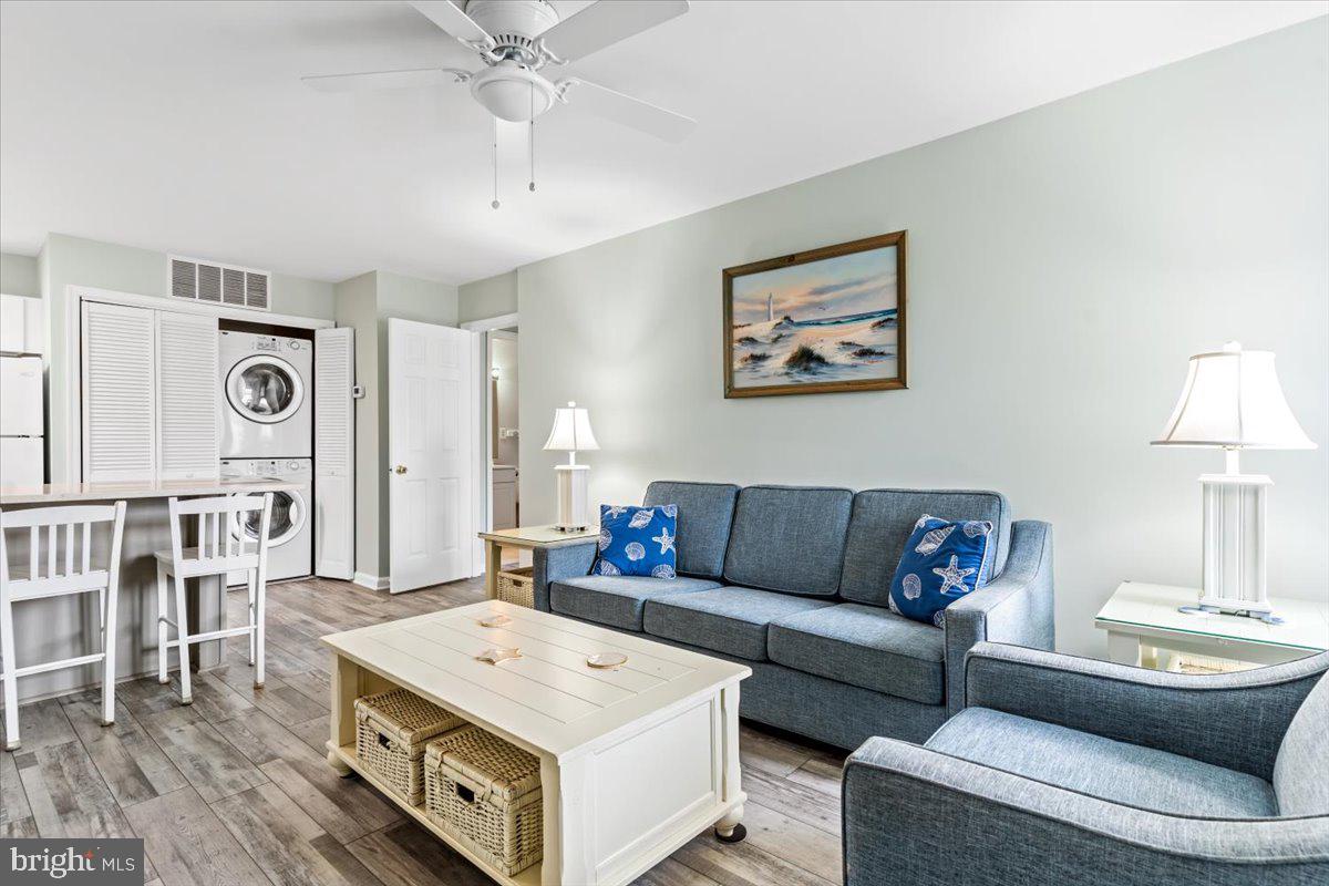 14409 LIGHTHOUSE AVENUE 6