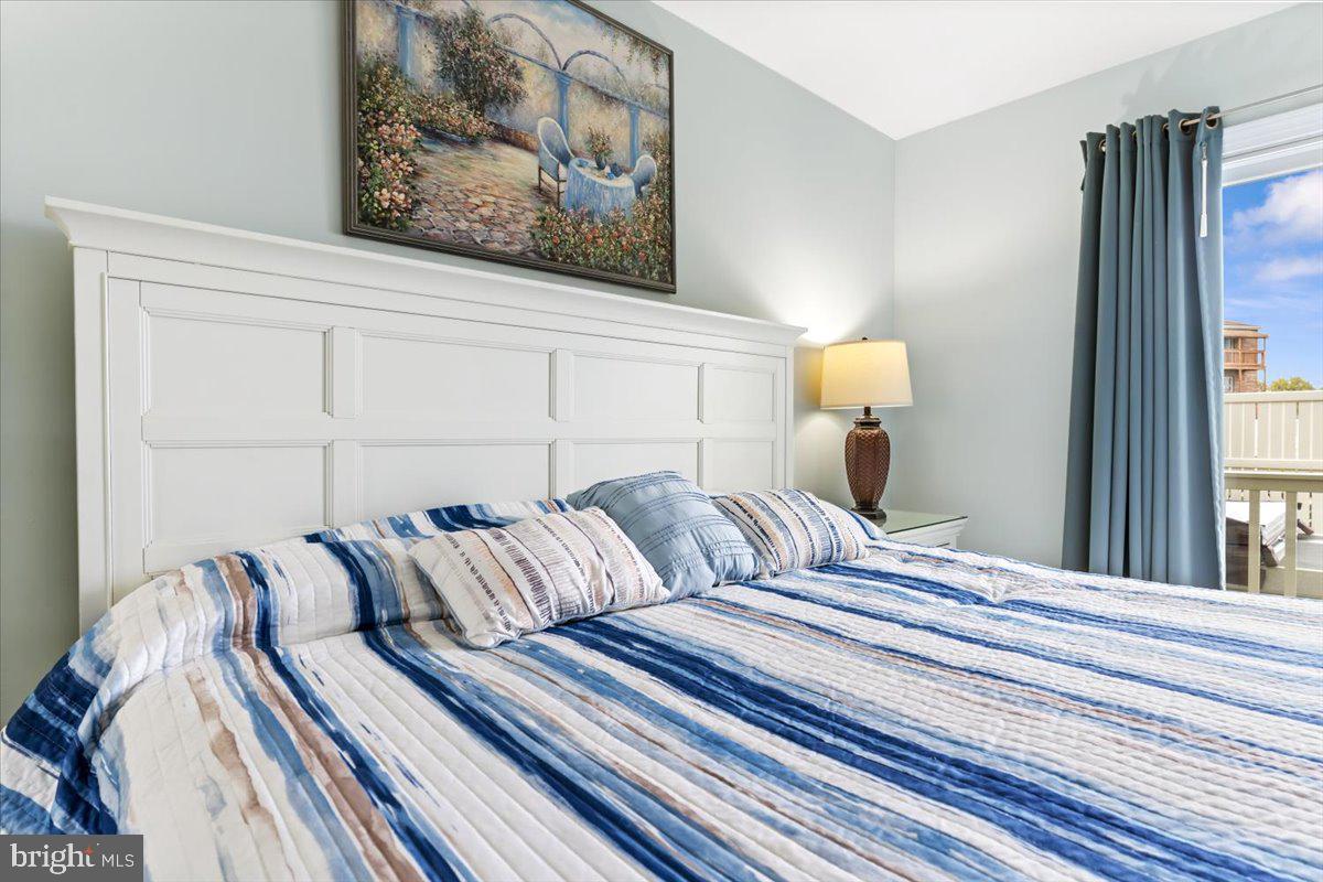 14409 LIGHTHOUSE AVENUE 6