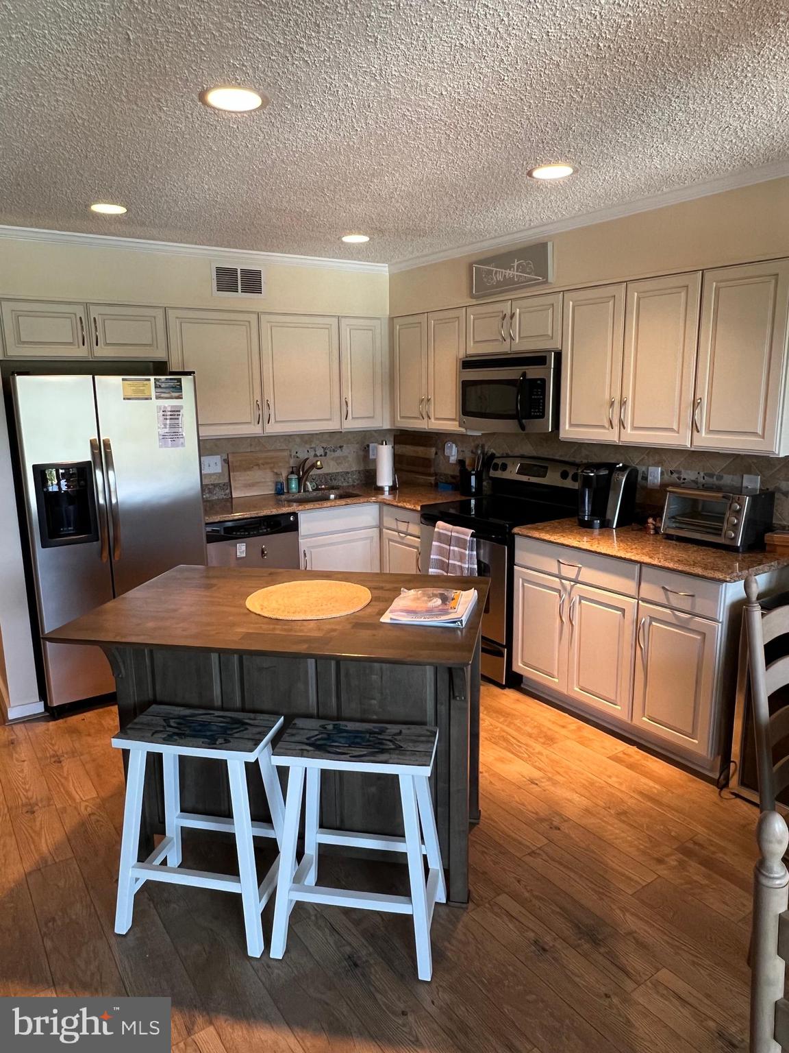 119 OLD LANDING ROAD 207F