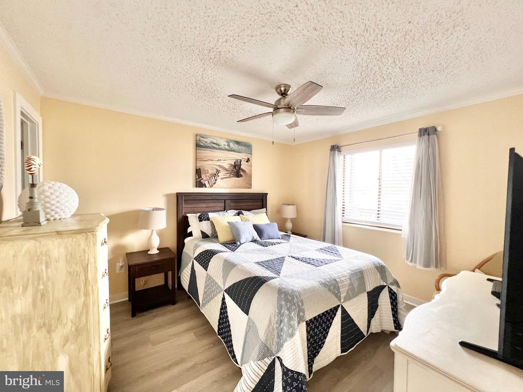 119 OLD LANDING ROAD 102F5