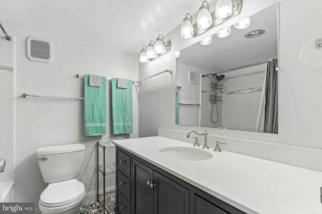 8500 COASTAL HIGHWAY Unit: 307